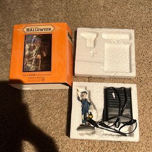 Dept 56 Halloween light up skeleton